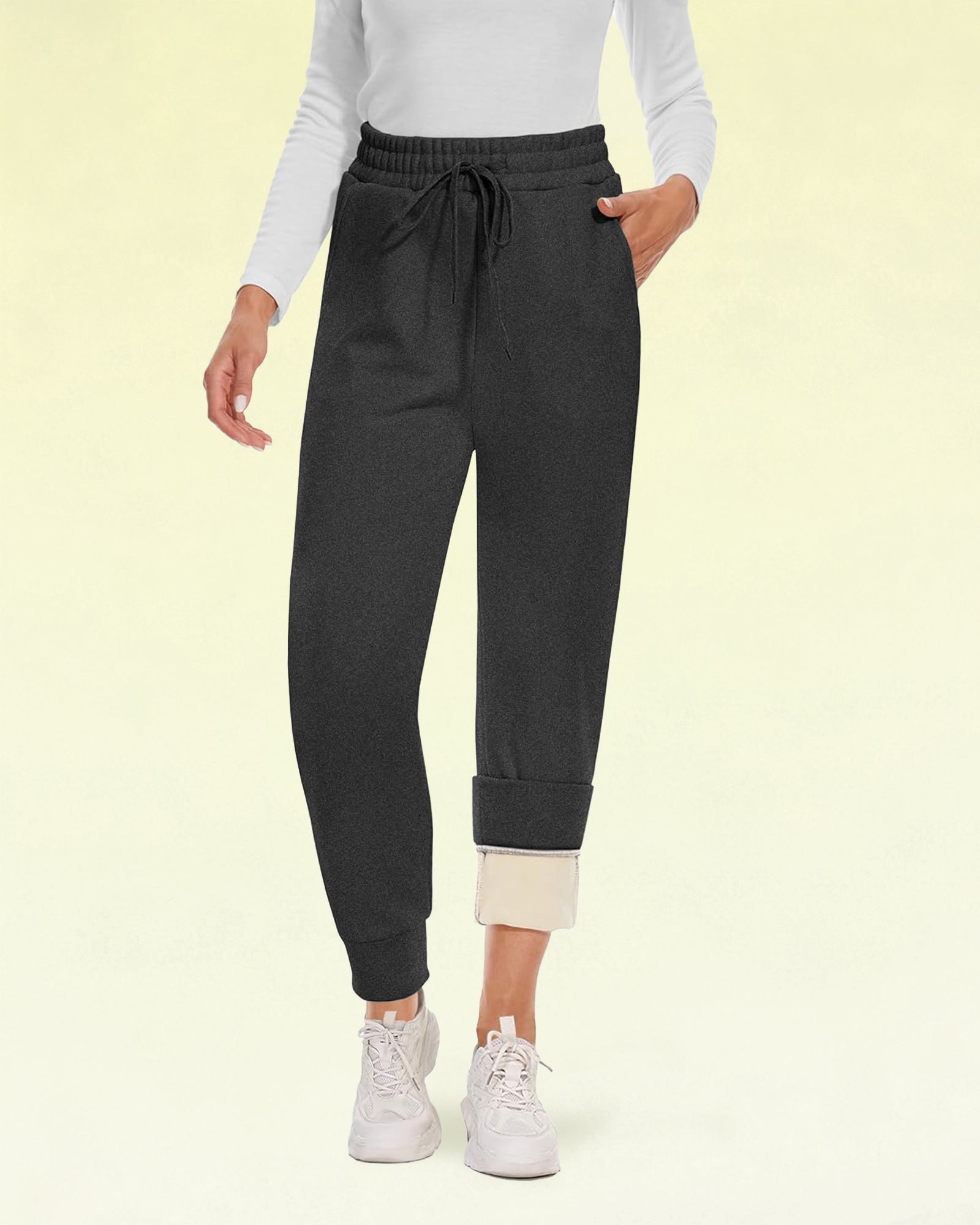 Plush Fleece Lined Sweatpants with Pockets